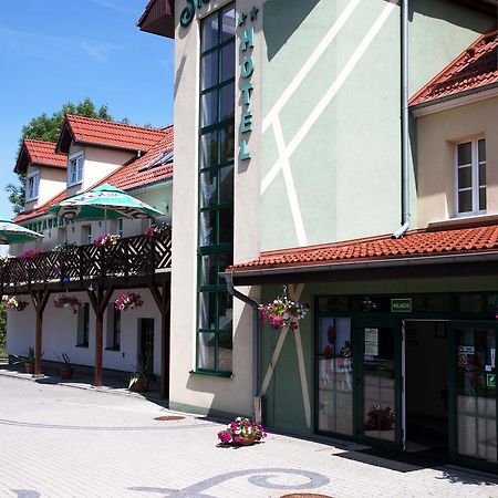 Centrum Restauracyjno-Hotelowe Florres Pawłowiczki Extérieur photo