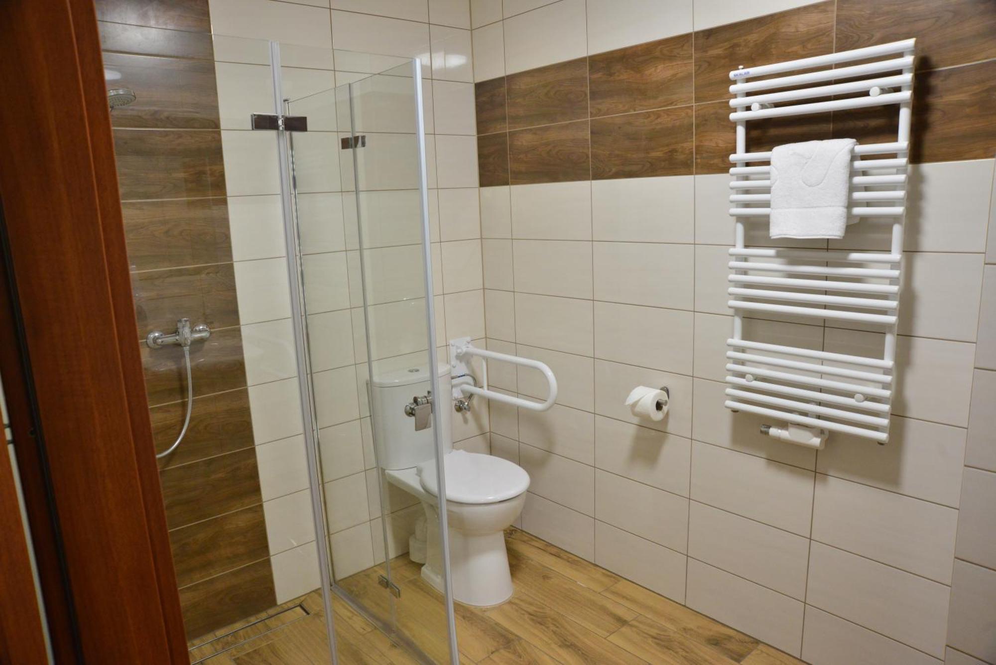 Centrum Restauracyjno-Hotelowe Florres Pawłowiczki Extérieur photo